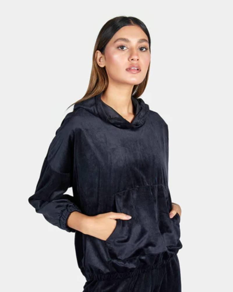 Women’s Black Velour hoodie -tfj