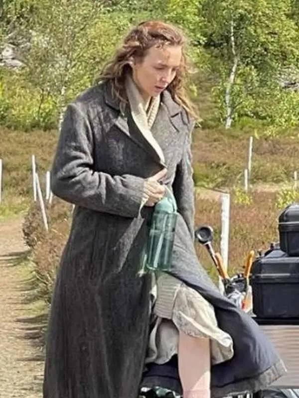 Isla’s Ashveil Drape – Grey Wool Coat | Jodie Comer | 28 Years Later (2025)