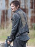 The-Walking-Dead-Daryl-Dixon-S01-Wings-Vest
